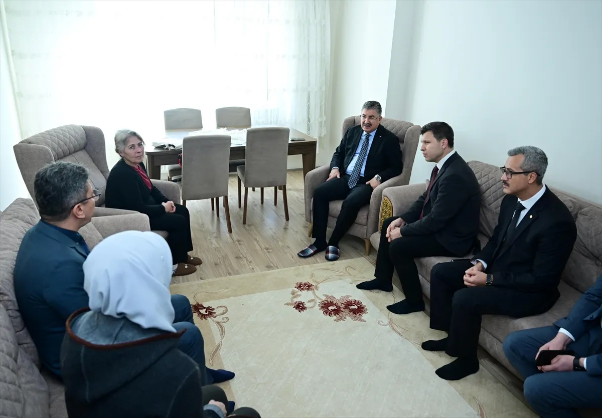 Eskişehir Valisi Yılmaz’dan Nazlı Uçar ailesine ziyaret