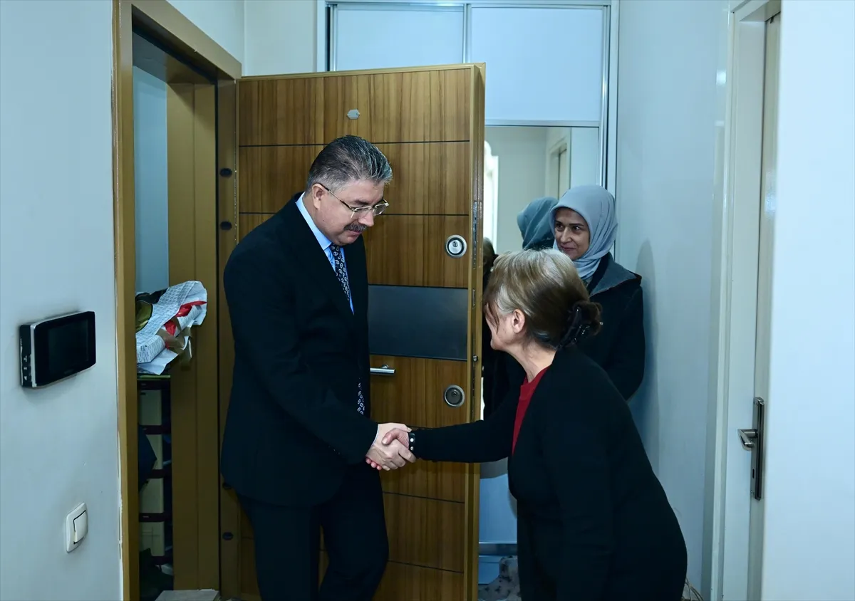 Eskişehir Valisi Yılmaz’dan Nazlı Uçar ailesine ziyaret