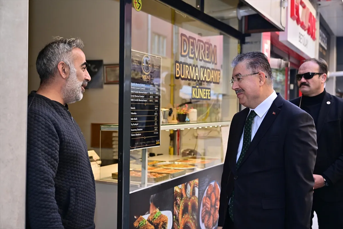 Eskişehir Valisi Yılmaz esnafı ziyaret etti