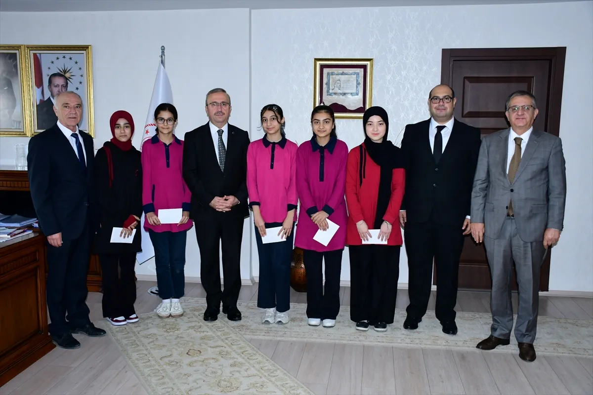 Eskişehirli öğrencilerin kütüphane uygulaması Türkiye ikincisi oldu