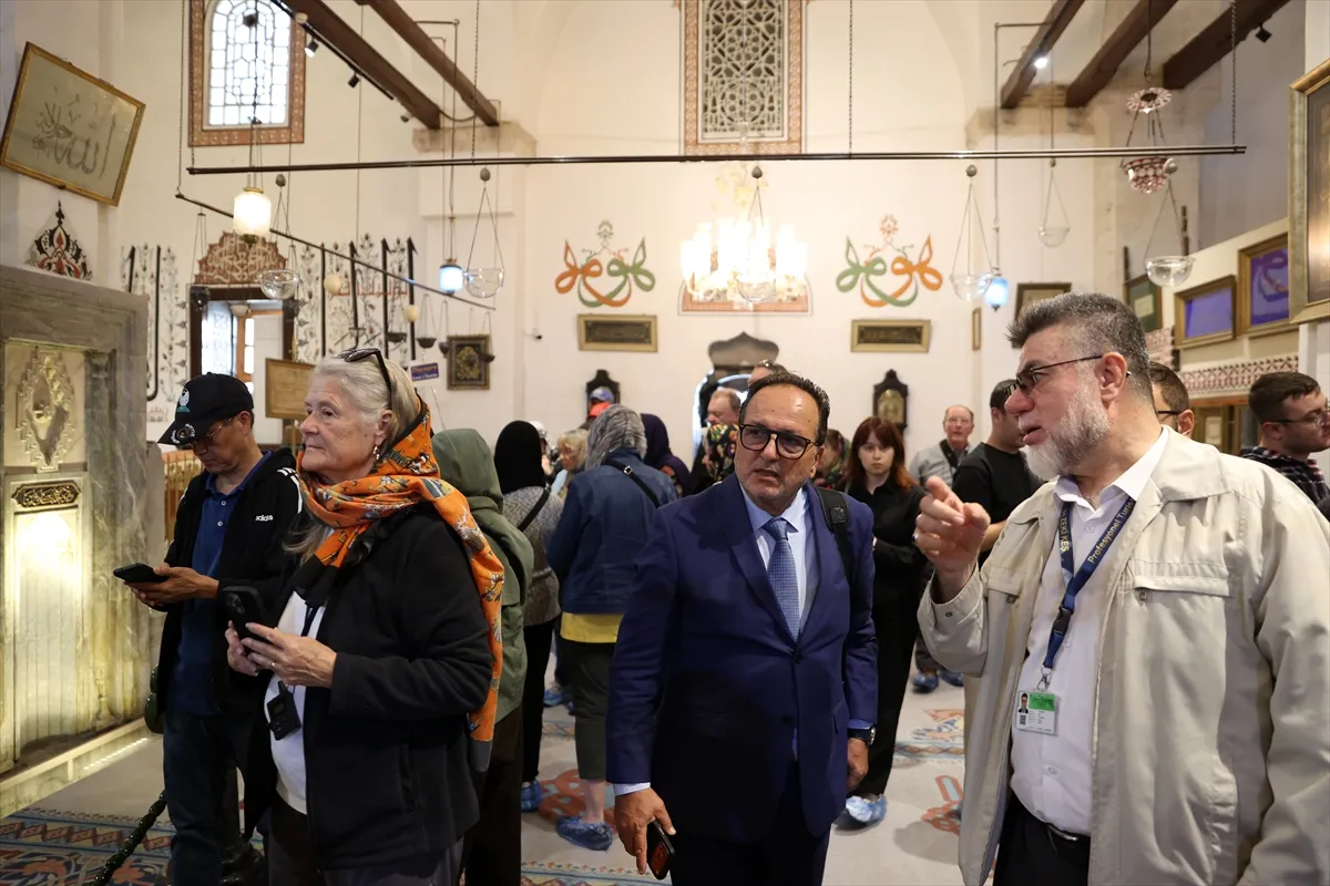 Faslı yeminli mali müşavir, Mevlana’nın öğretilerini iş dünyasına taşımayı amaçlıyor Faslı yeminli mali müşavir, Mevlana’nın öğretilerini iş dünyasına taşımayı amaçlıyor