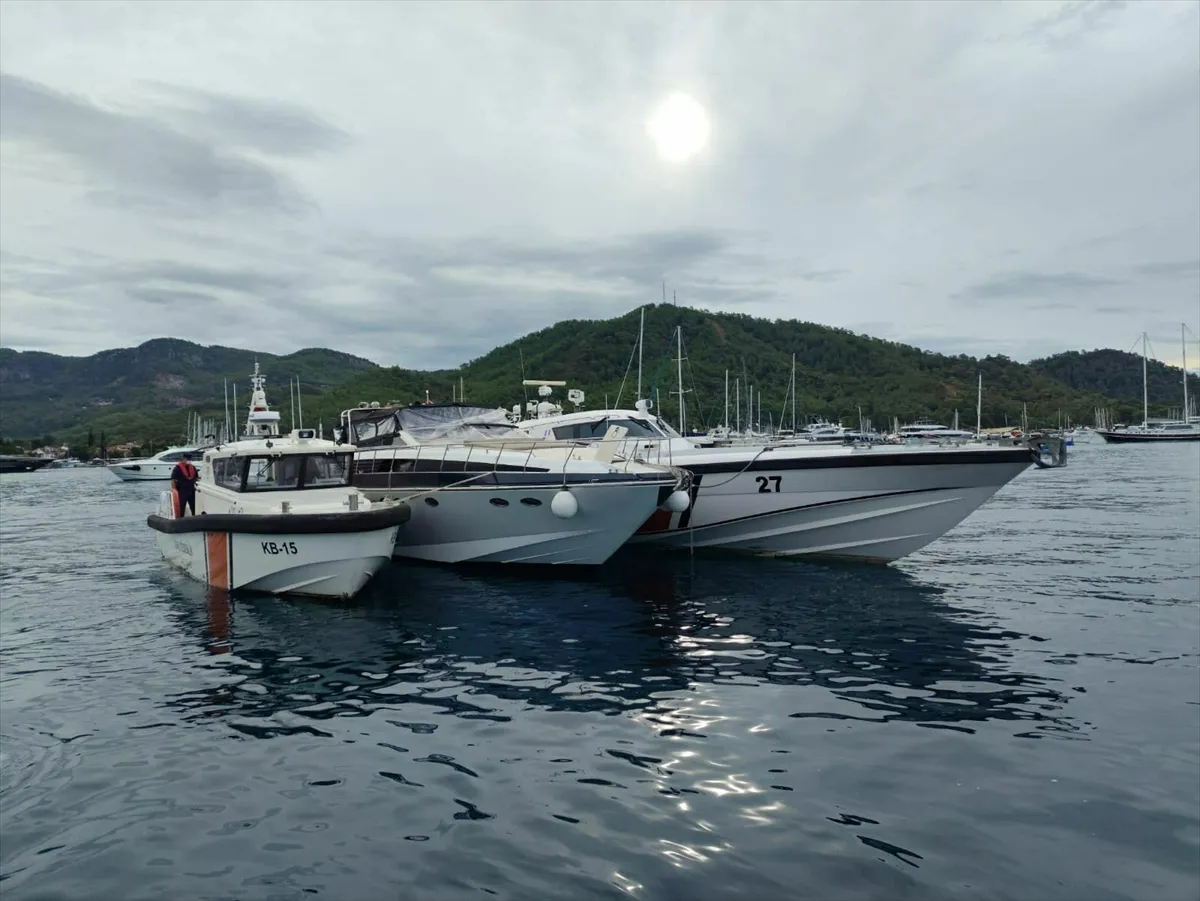 Fethiye açıklarında 34 düzensiz göçmen yakalandı Fethiye açıklarında 34 düzensiz göçmen yakalandı