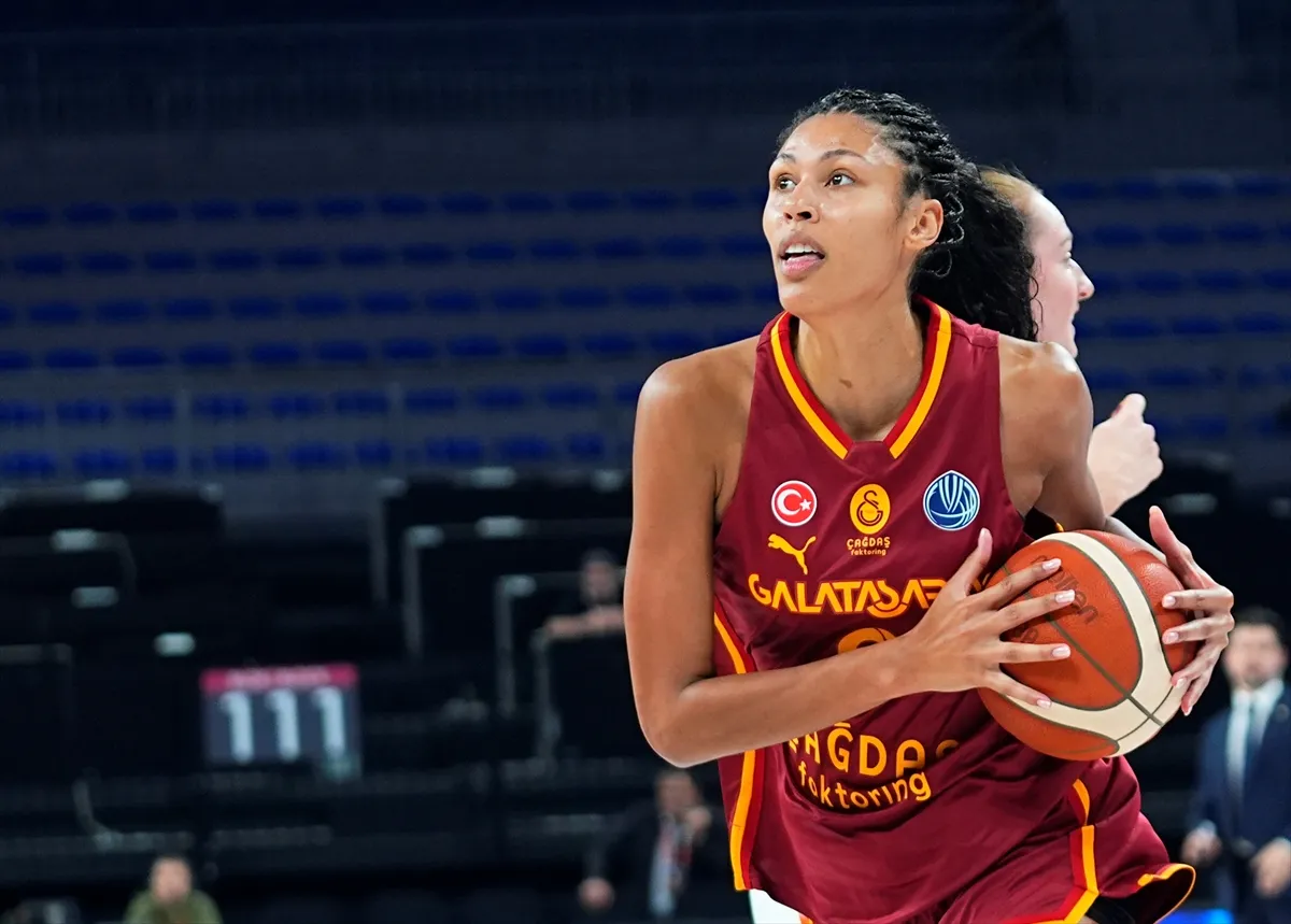 Galatasaray Çağdaş Faktoring - Beretta Famila Schio 7. kare