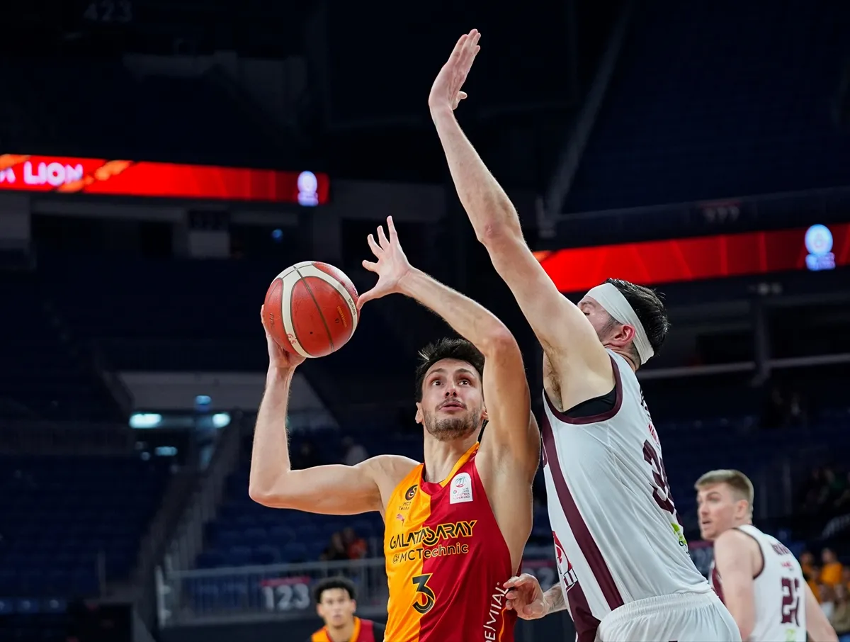 Galatasaray MCT Technic - Pizza Bulls Bordo Bandırma Basketbol 2. kare