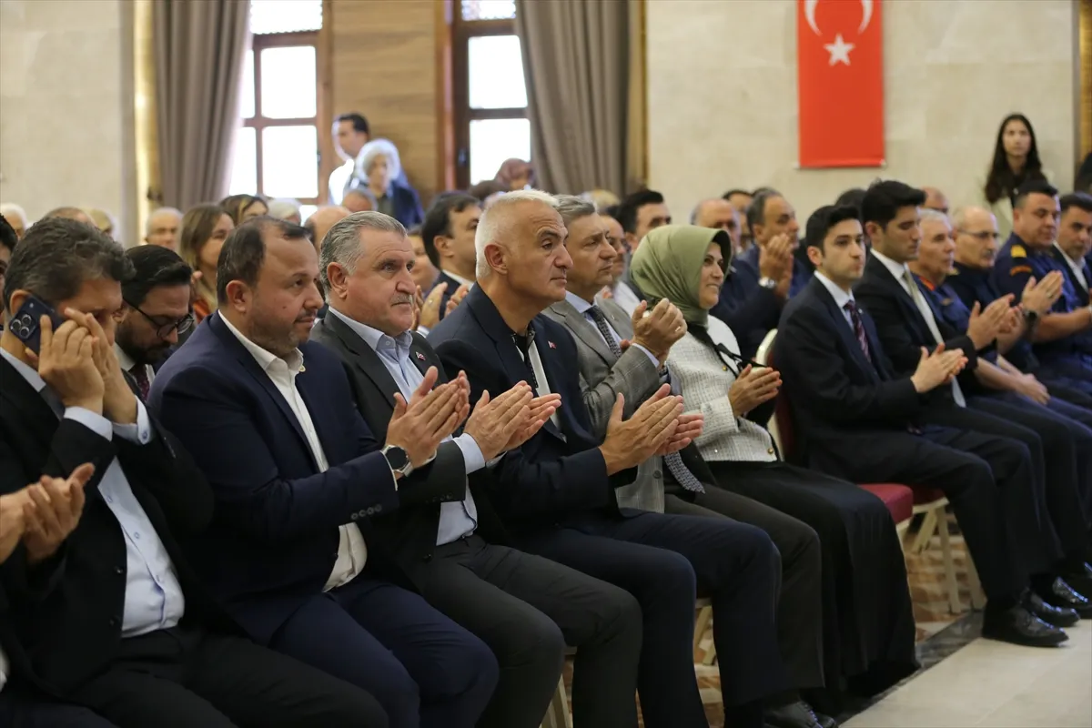 Bak ve Ersoy, İbradı’da iki merkezin açılışına katıldı 2. kare