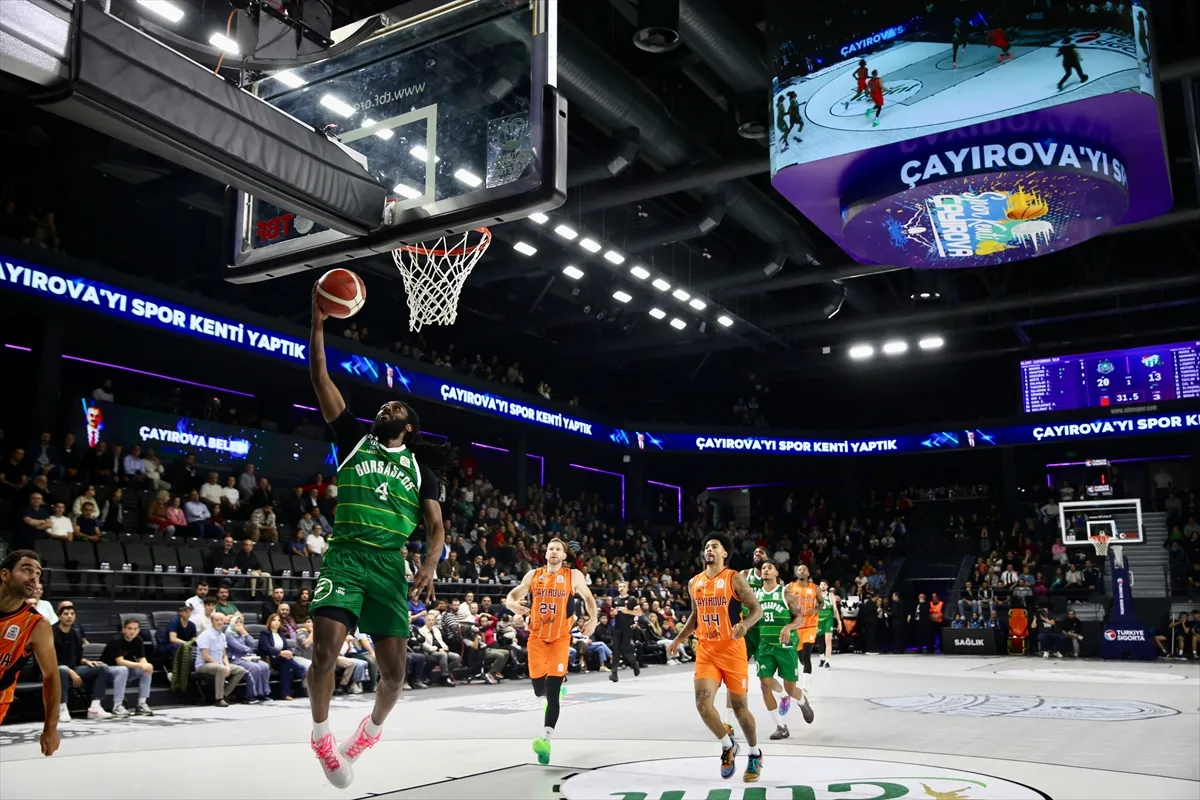 Glint Çayırova Belediyesi - Bursaspor Basketbol Maçı 2. kare
