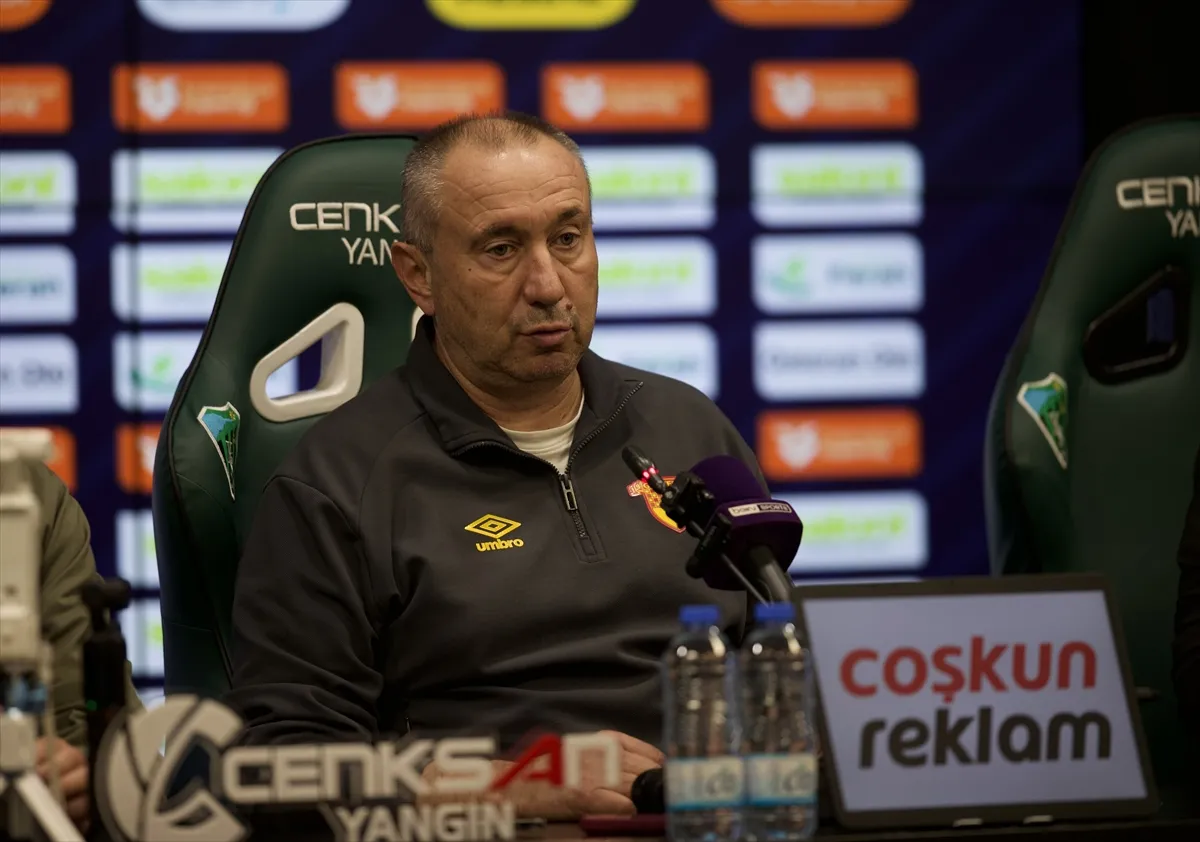 Göztepe, Kocaelispor’u 2-1 Yendi; Stoilov’dan Açıklama Göztepe, Kocaelispor’u 2-1 Yendi; Stoilov’dan Açıklama