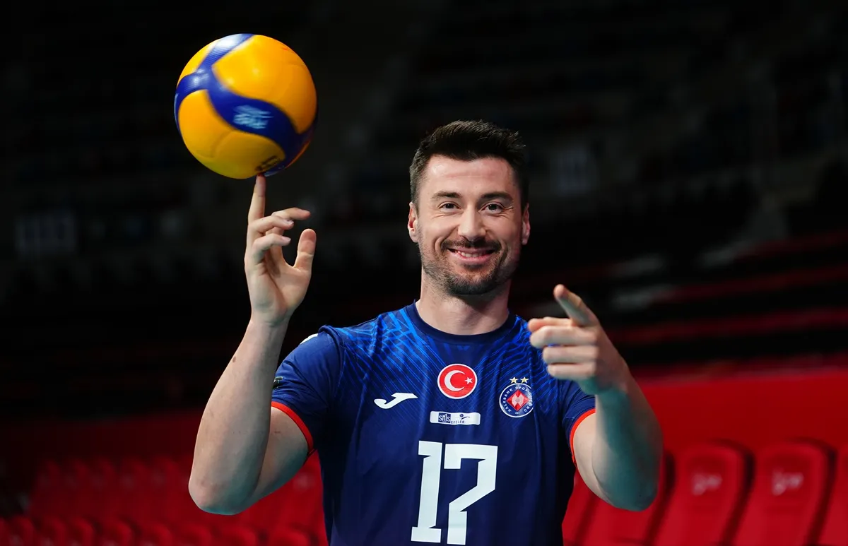 Halkbank’ın milli voleybolcuları, Efeler Ligi’nde artan rekabete hazır Halkbank’ın milli voleybolcuları, Efeler Ligi’nde artan rekabete hazır