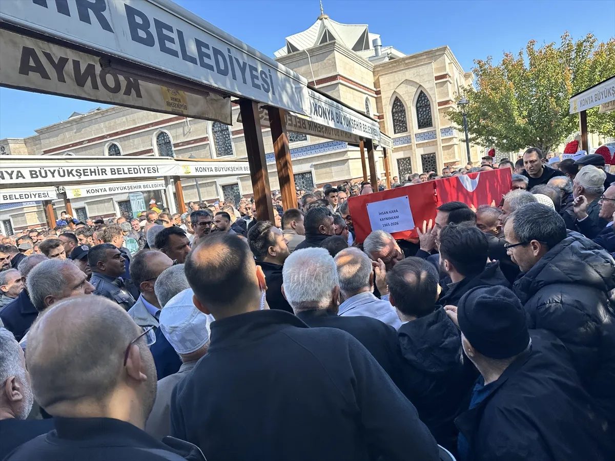 Hayatını kaybeden Muratpaşa Kaymakamı Kara, Konya’da toprağa verildi Hayatını kaybeden Muratpaşa Kaymakamı Kara, Konya’da toprağa verildi