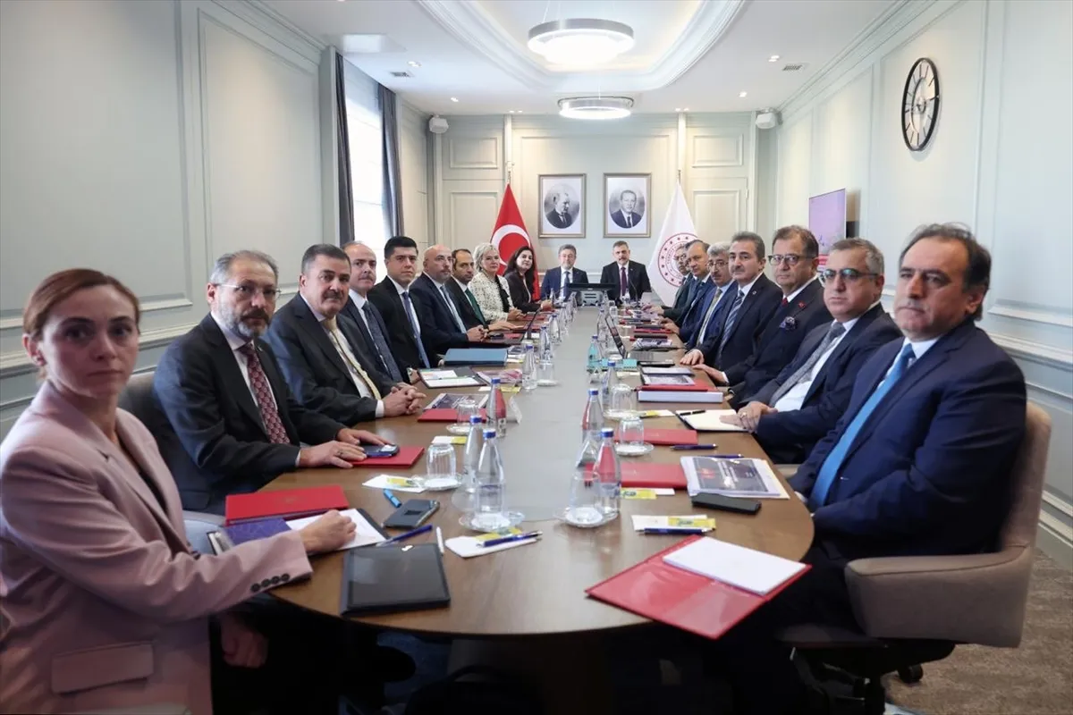 İçişleri ve Tarım Bakanları sokak hayvanlarını görüştü İçişleri ve Tarım Bakanları sokak hayvanlarını görüştü