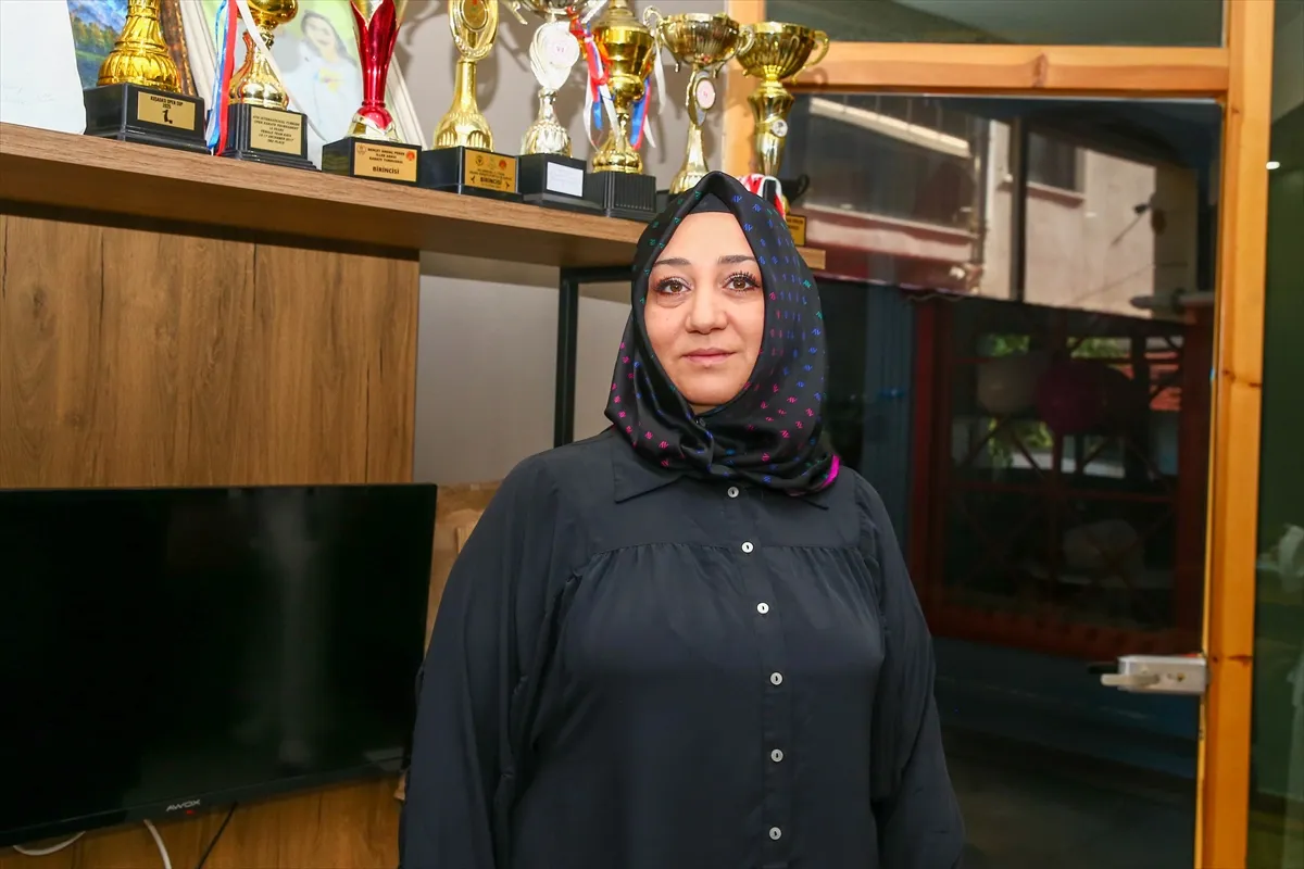 İlk uluslararası turnuvasında dünya ikinciliği kazanan genç sporcunun gözü altın madalyada İlk uluslararası turnuvasında dünya ikinciliği kazanan genç sporcunun gözü altın madalyada