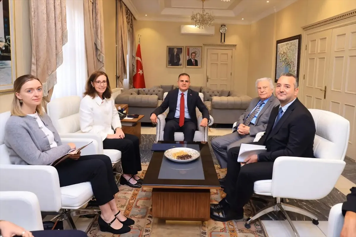İngiltere’nin Ankara Büyükelçisi Anderson, Muğla Valisi Akbıyık’ı ziyaret etti