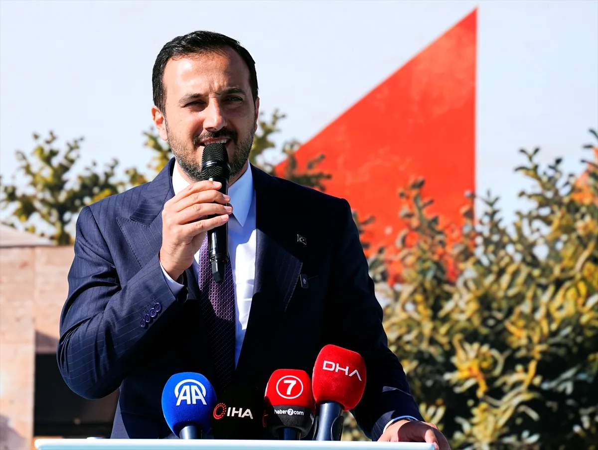 İstanbul Bağcılar’da ’Nezaket Okulu’ projesinin temeli atıldı İstanbul Bağcılar’da ’Nezaket Okulu’ projesinin temeli atıldı