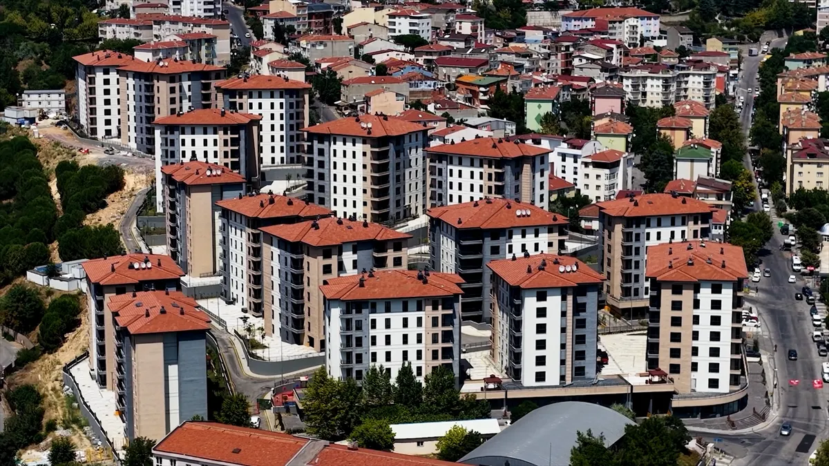 İstanbul Maltepe’de çöken bina hak sahiplerine yeni konut hazır