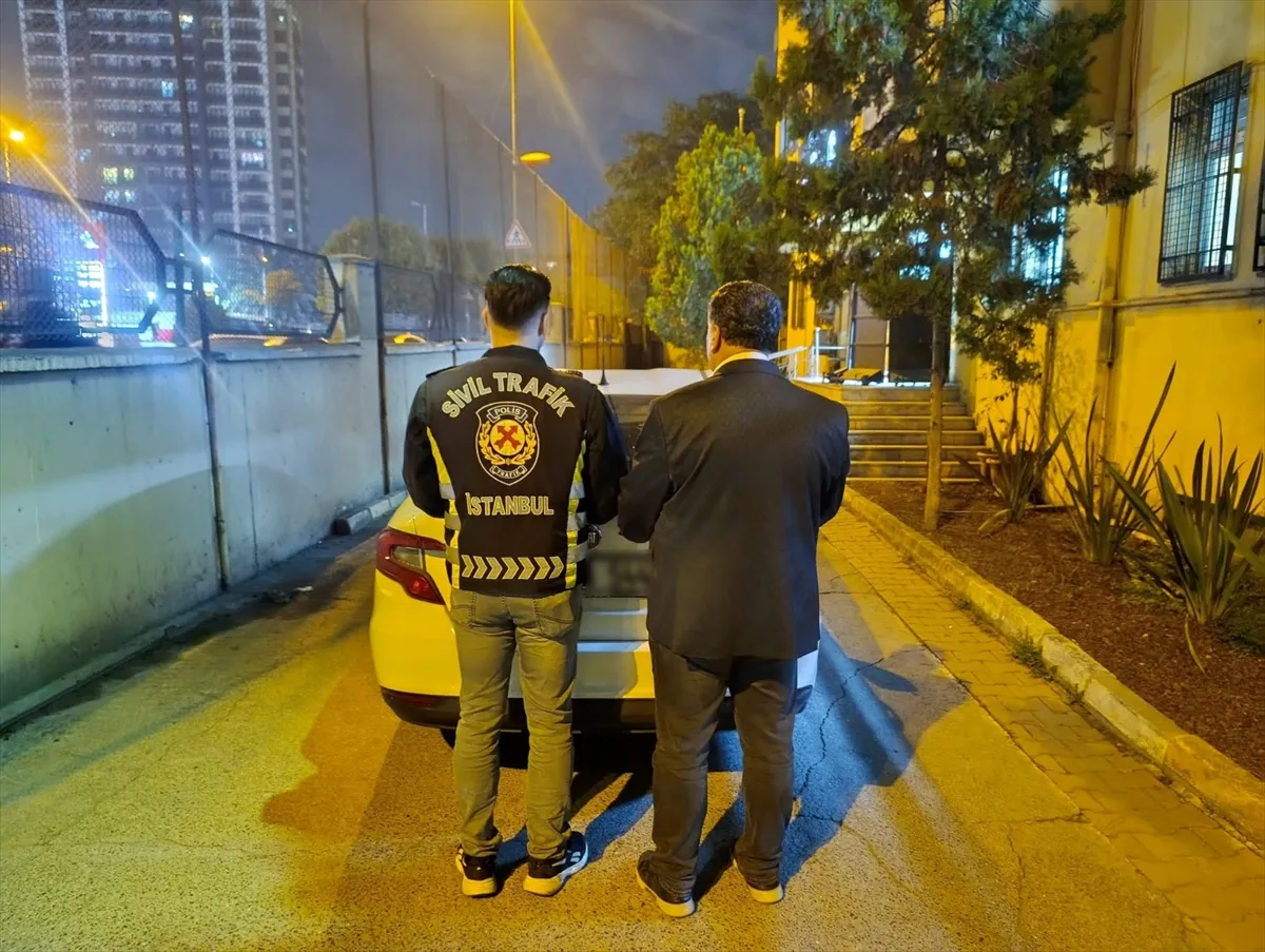 İstanbul’da trafikte saldıran sürücüye 180 bin lira ceza İstanbul’da trafikte saldıran sürücüye 180 bin lira ceza