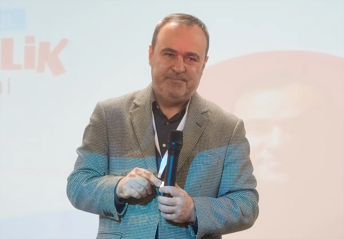 İstanbul’da Türkiye’nin Gençleri Kürenin Öncüleri programı düzenlendi