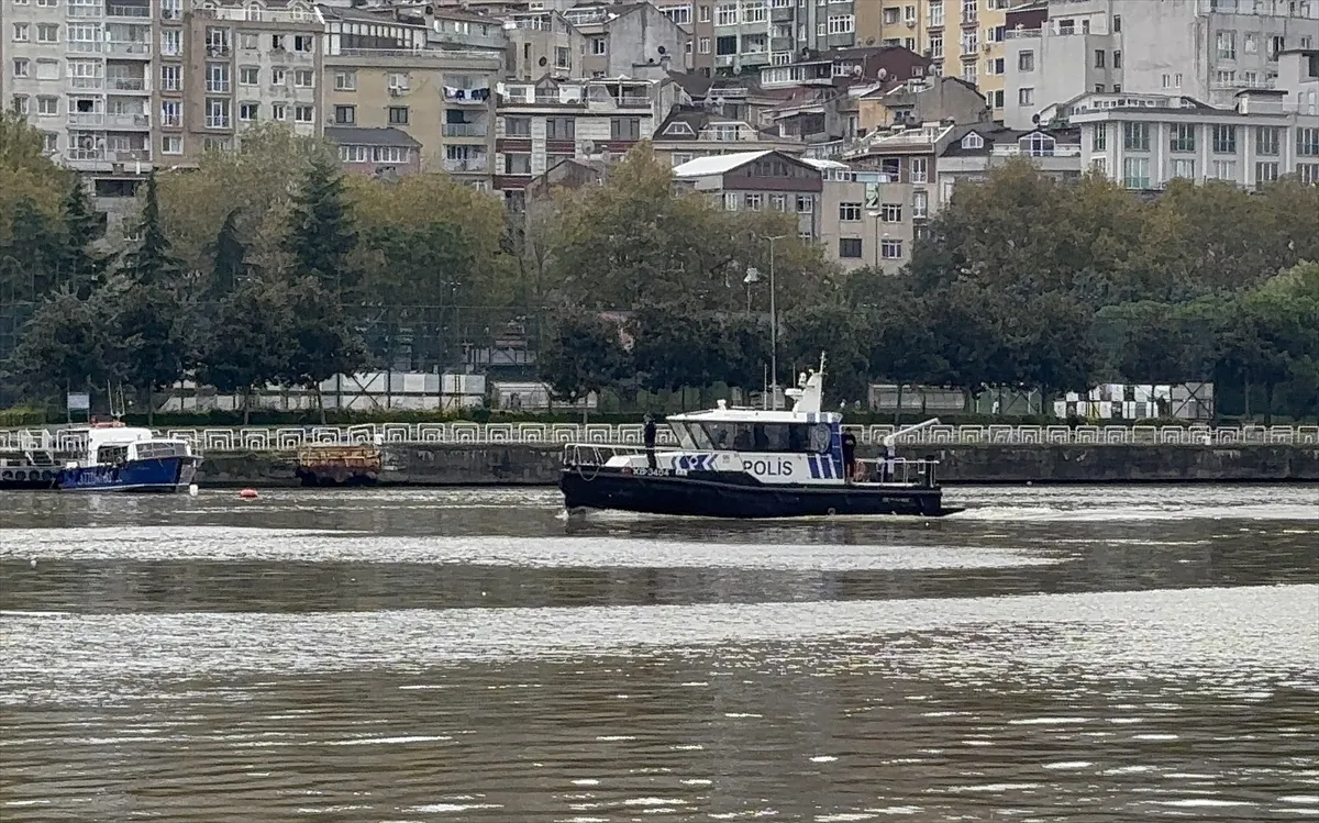 İstanbul’daki selde kaybolan 1 kişinin cesedine ulaşıldı İstanbul’daki selde kaybolan 1 kişinin cesedine ulaşıldı