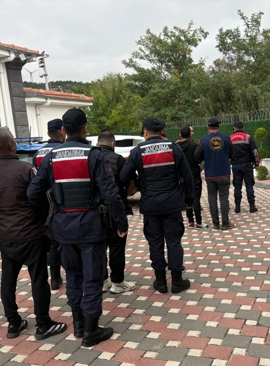 İzmir’de 3 yıl önce işlenen faili meçhul cinayet aydınlatıldı İzmir’de 3 yıl önce işlenen faili meçhul cinayet aydınlatıldı