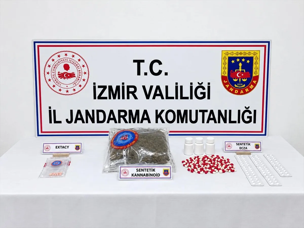 İzmir’de evinde uyuşturucu ele geçirilen zanlı tutuklandı
