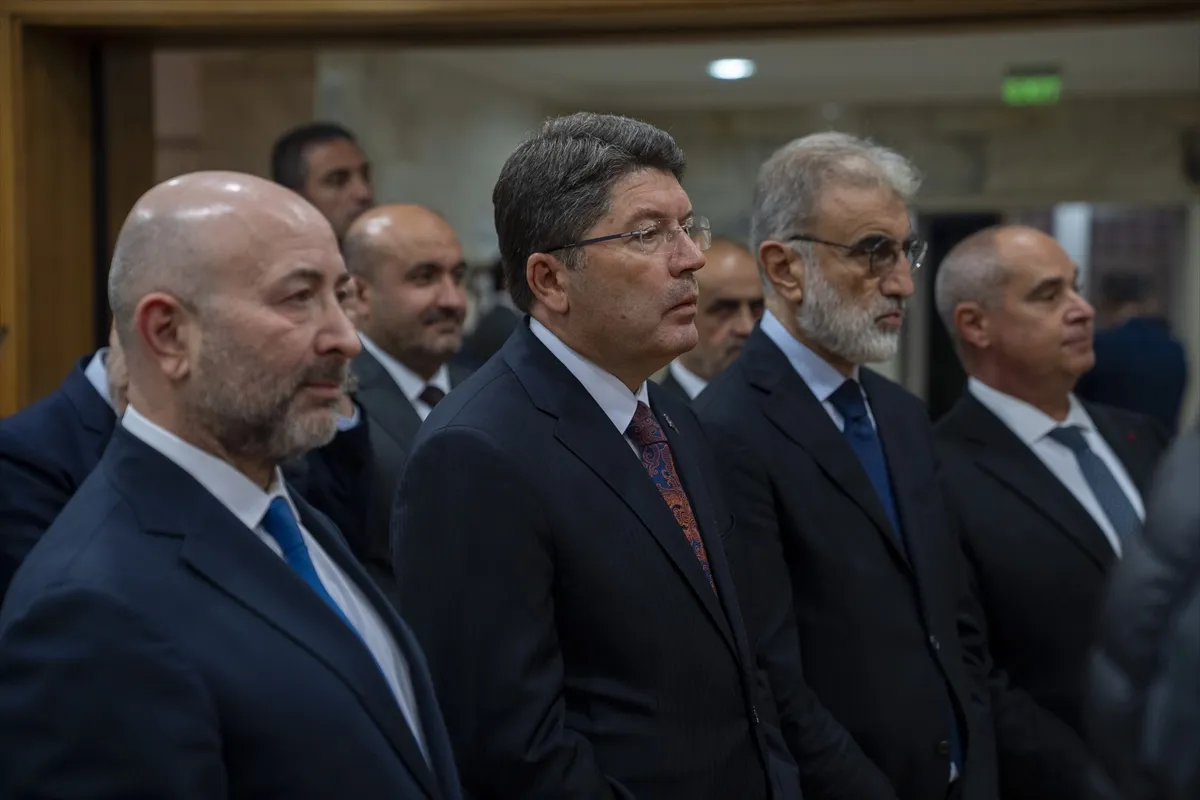 Japonya’dan Ankara’da eski Tokyo Büyükelçisi Mercan’a nişan 6. kare