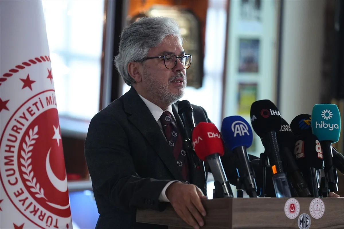 "Kahramanım Mehmetçik ve Vatan" konulu resim yarışmasında dereceye girenler ödüllerini aldı 5. kare