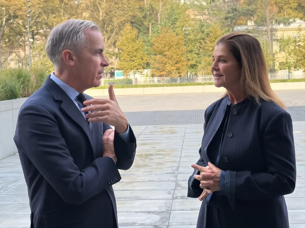 Kanada Başbakanı Carney, İstanbul Modern’i gezdi Kanada Başbakanı Carney, İstanbul Modern’i gezdi
