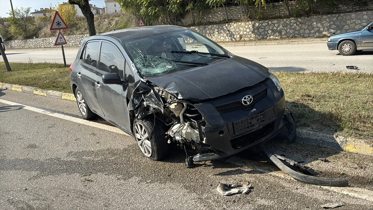 Karabük’te otomobille çarpışan elektrikli bisiklet sürücüsü öldü Karabük’te otomobille çarpışan elektrikli bisiklet sürücüsü öldü