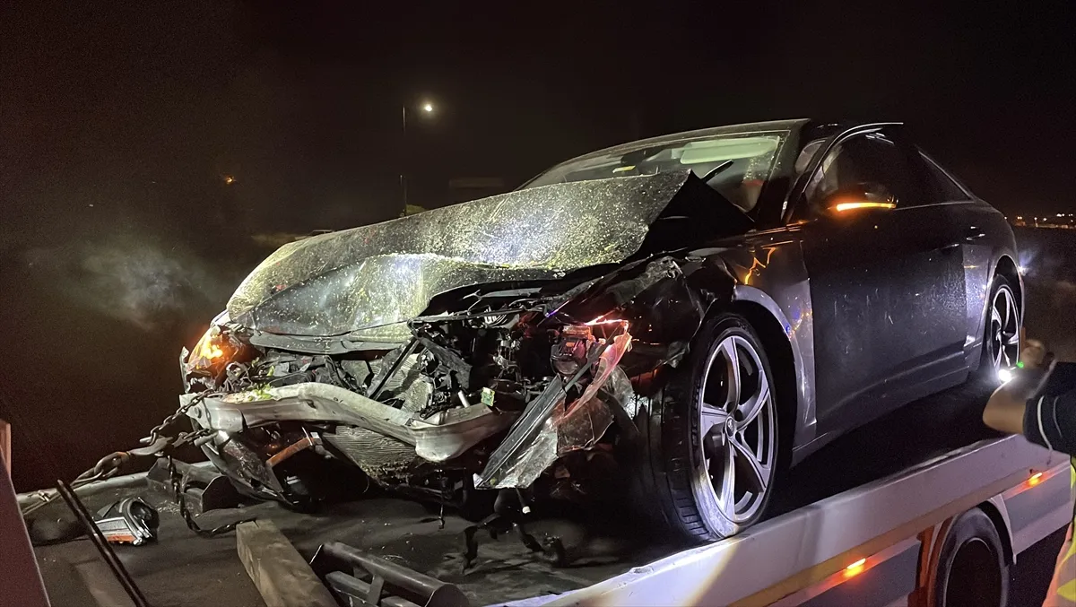 Kayseri’de iki otomobilin çarpıştığı kazada 3 kişi öldü, 1 kişi yaralandı Kayseri’de iki otomobilin çarpıştığı kazada 3 kişi öldü, 1 kişi yaralandı
