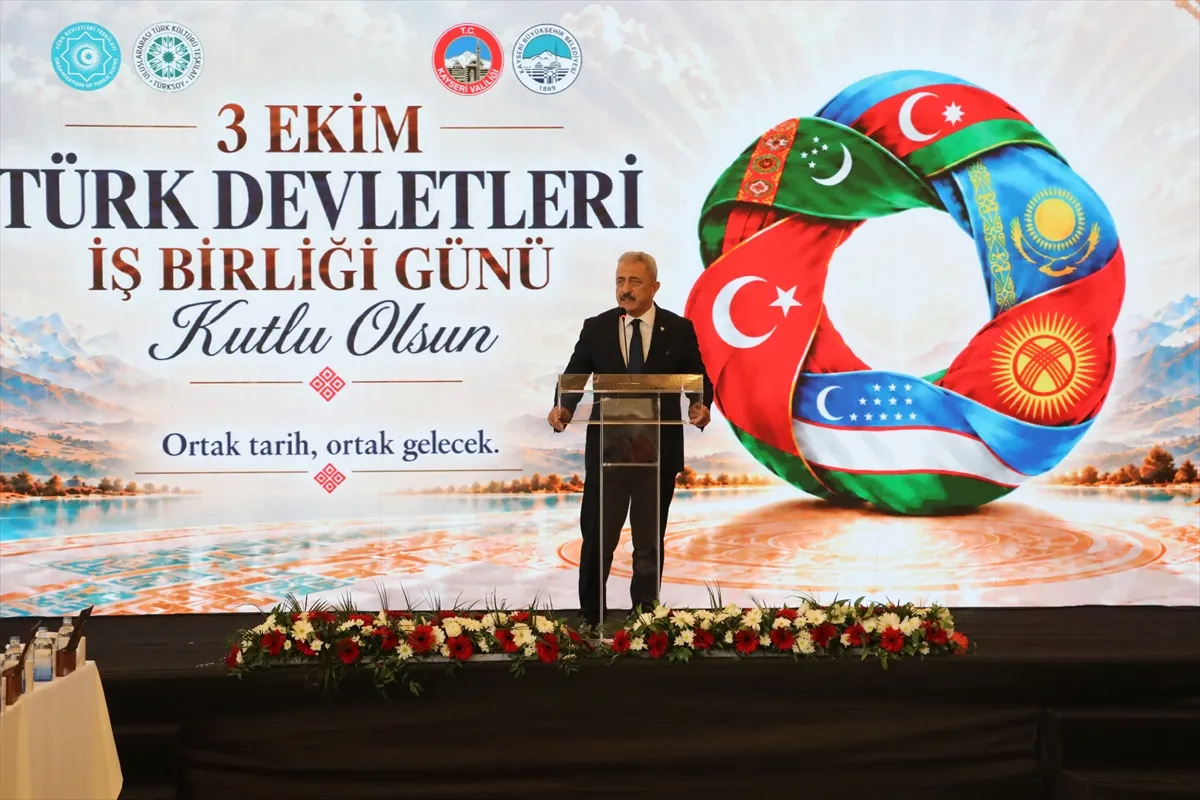 Kayseri’de TÜRKSOY 7. Kıdemli Memurlar Toplantısı ve Türk İş Birliği Günü Açılış Töreni yapıldı Kayseri’de TÜRKSOY 7. Kıdemli Memurlar Toplantısı ve Türk İş Birliği Günü Açılış Töreni yapıldı