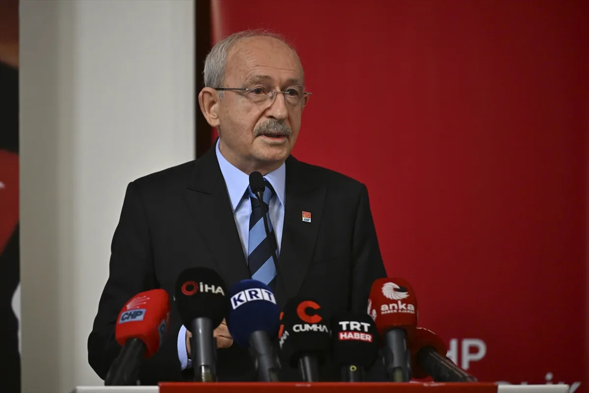 Kılıçdaroğlu: Siyasi ahlak kanunu vazgeçilmezimiz