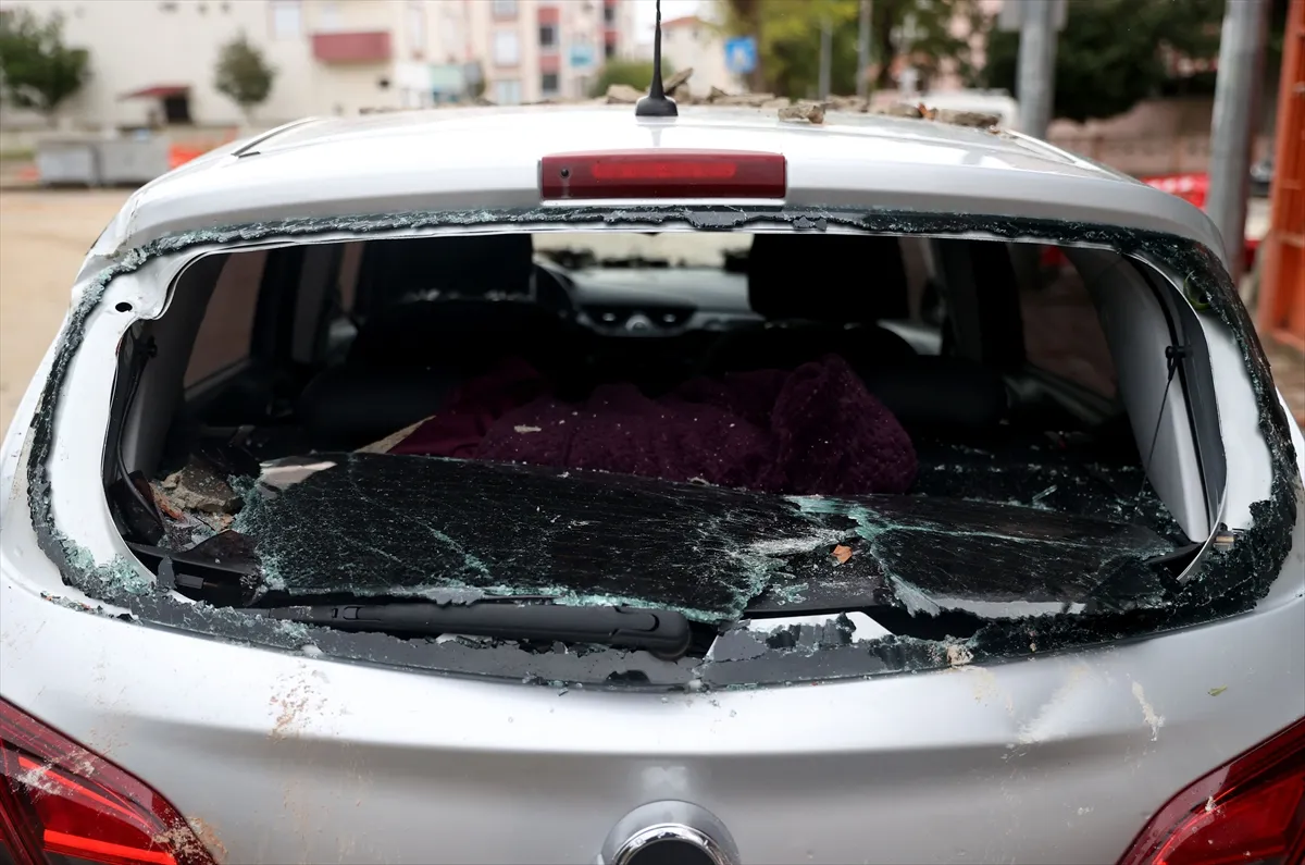Kırklareli’nde kuvvetli rüzgar yaşamı olumsuz etkiliyor Kırklareli’nde kuvvetli rüzgar yaşamı olumsuz etkiliyor