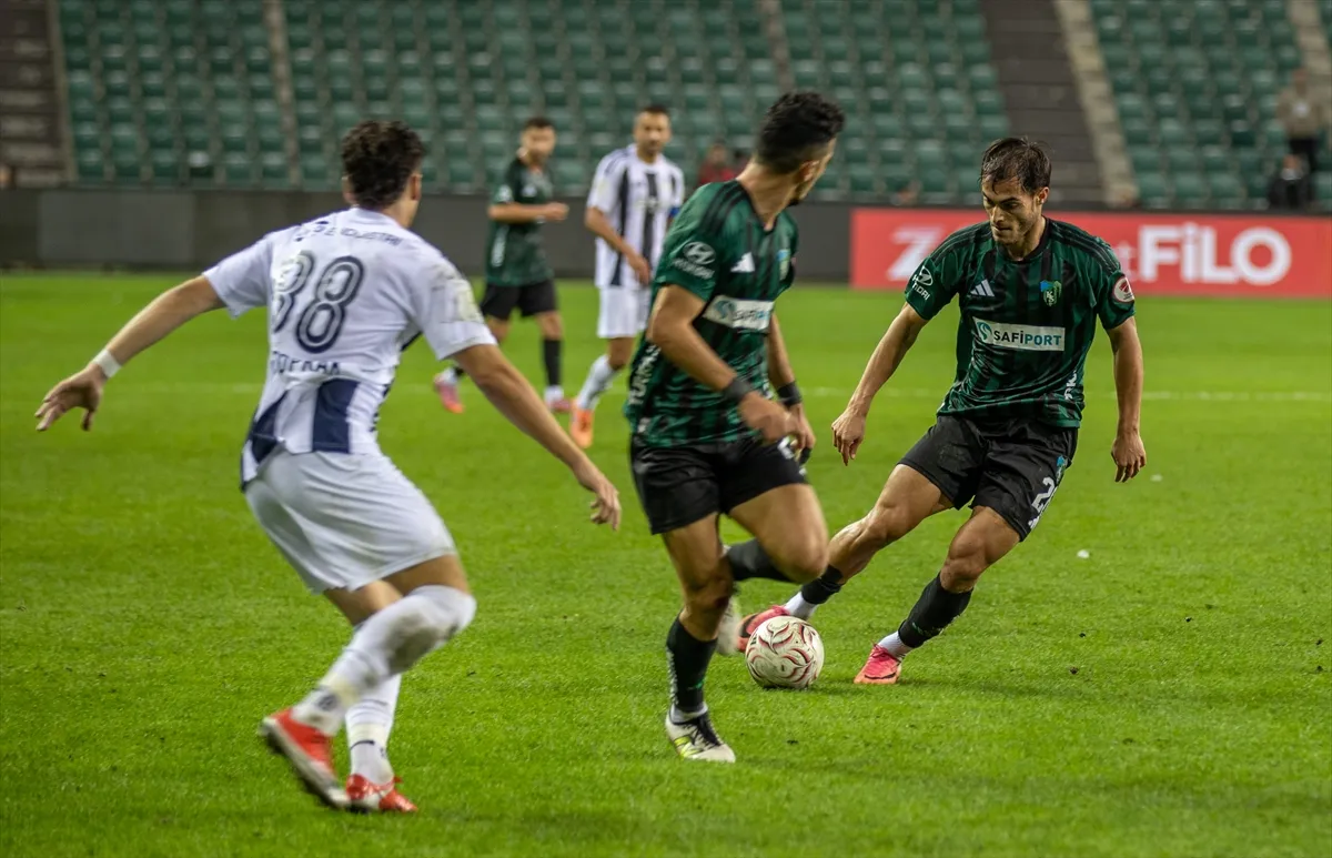 Kocaelispor - Eti Gübre Mazıdağı Fosfat Spor Kupa’da Karşılaştı