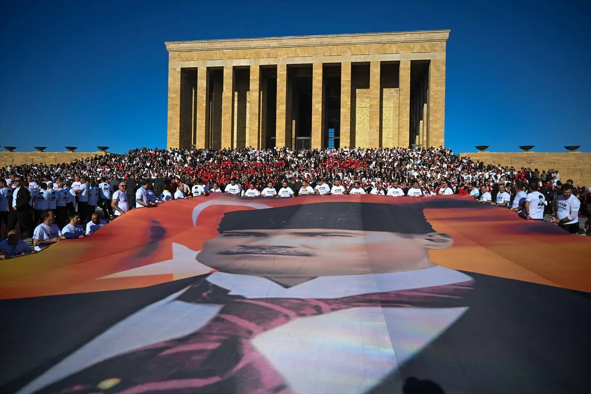 LÖSEV üyelerinden Anıtkabir’e ziyaret LÖSEV üyelerinden Anıtkabir’e ziyaret