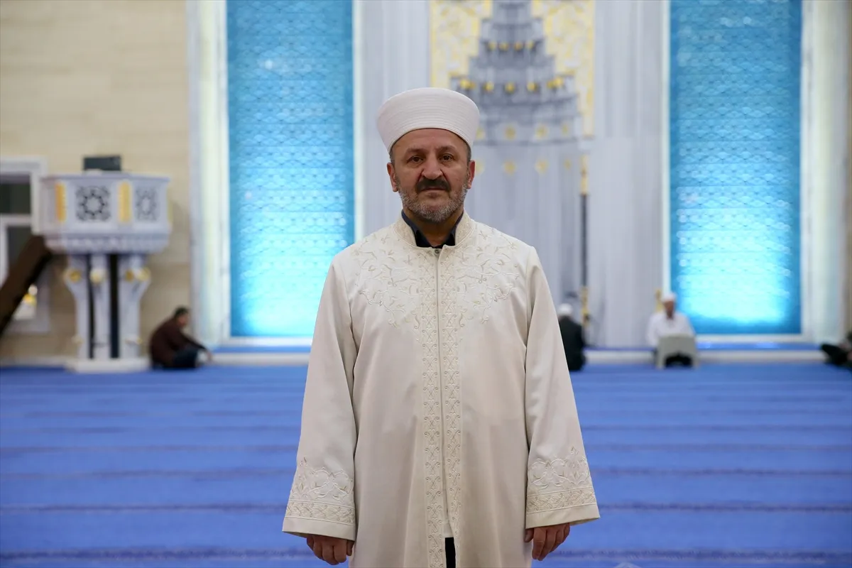 Madde bağımlısı gencin ölümünden etkilenen imam, kendini bağımlılıkla mücadeleye adadı Madde bağımlısı gencin ölümünden etkilenen imam, kendini bağımlılıkla mücadeleye adadı