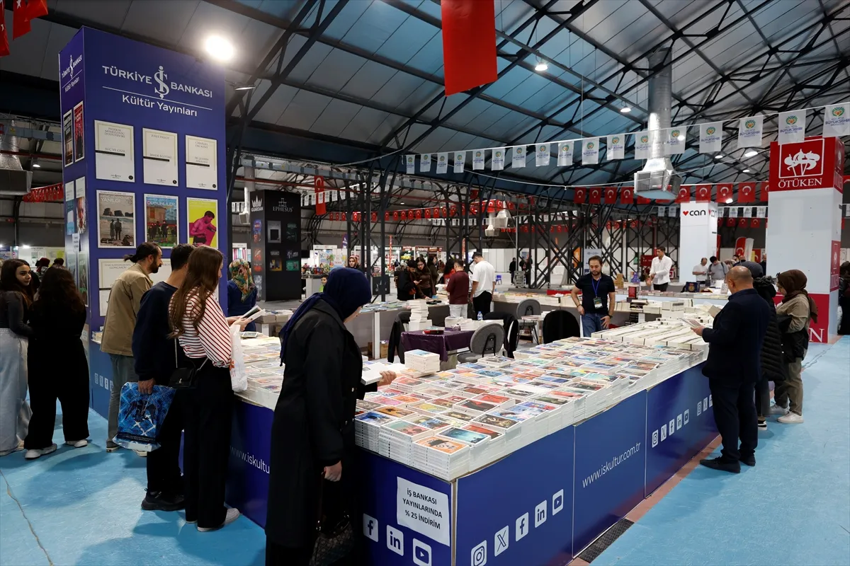 Malatya 12. Kitap Fuarı 4. gününde Malatya 12. Kitap Fuarı 4. gününde