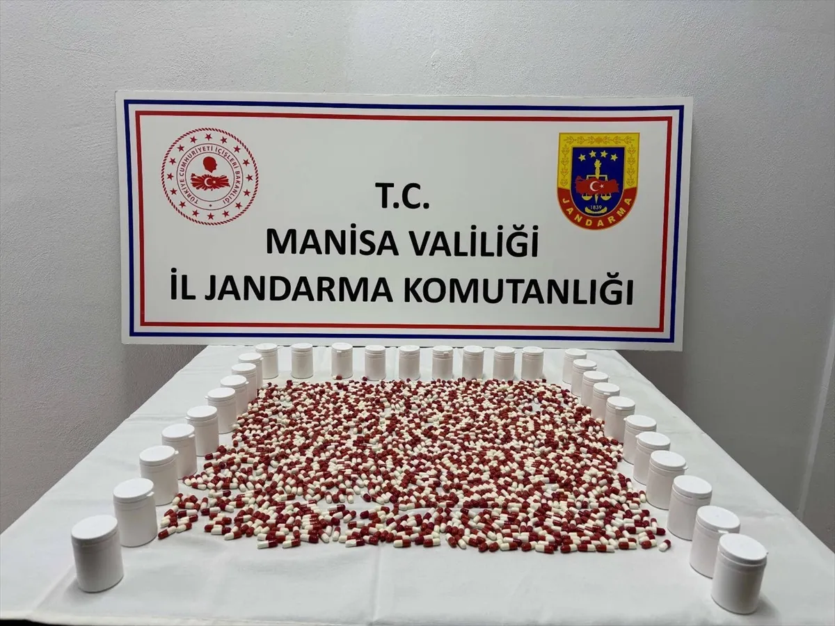 Manisa’da 86 bin 654 sentetik ecza hapı ele geçirildi Manisa’da 86 bin 654 sentetik ecza hapı ele geçirildi