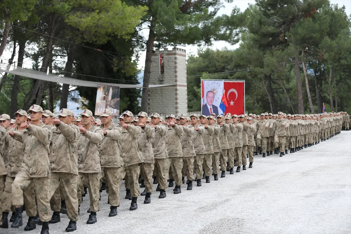 Manisa’da jandarma astsubay öğrencileri için kurs kapanış töreni düzenlendi