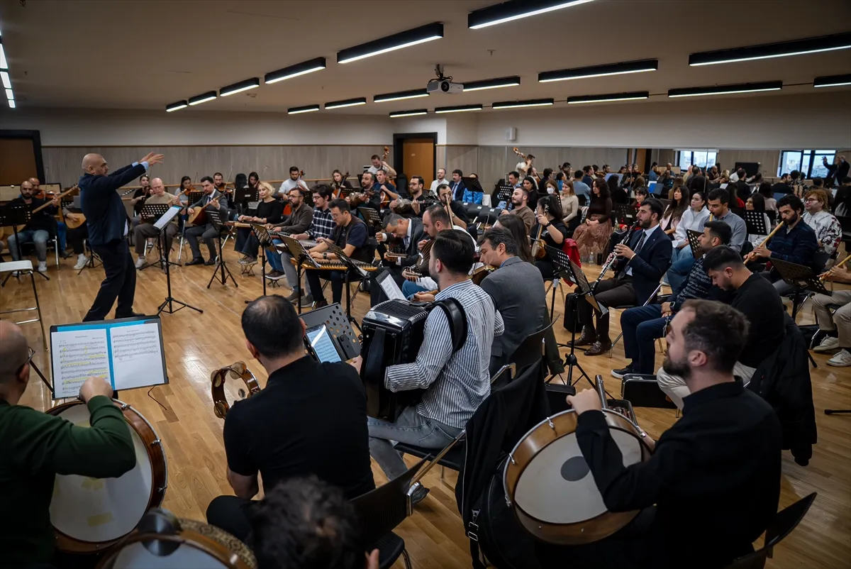 MGÜ, yeni orkestrasıyla Türk ve Batı müziği çalgılarını aynı sahnede buluşturacak MGÜ, yeni orkestrasıyla Türk ve Batı müziği çalgılarını aynı sahnede buluşturacak