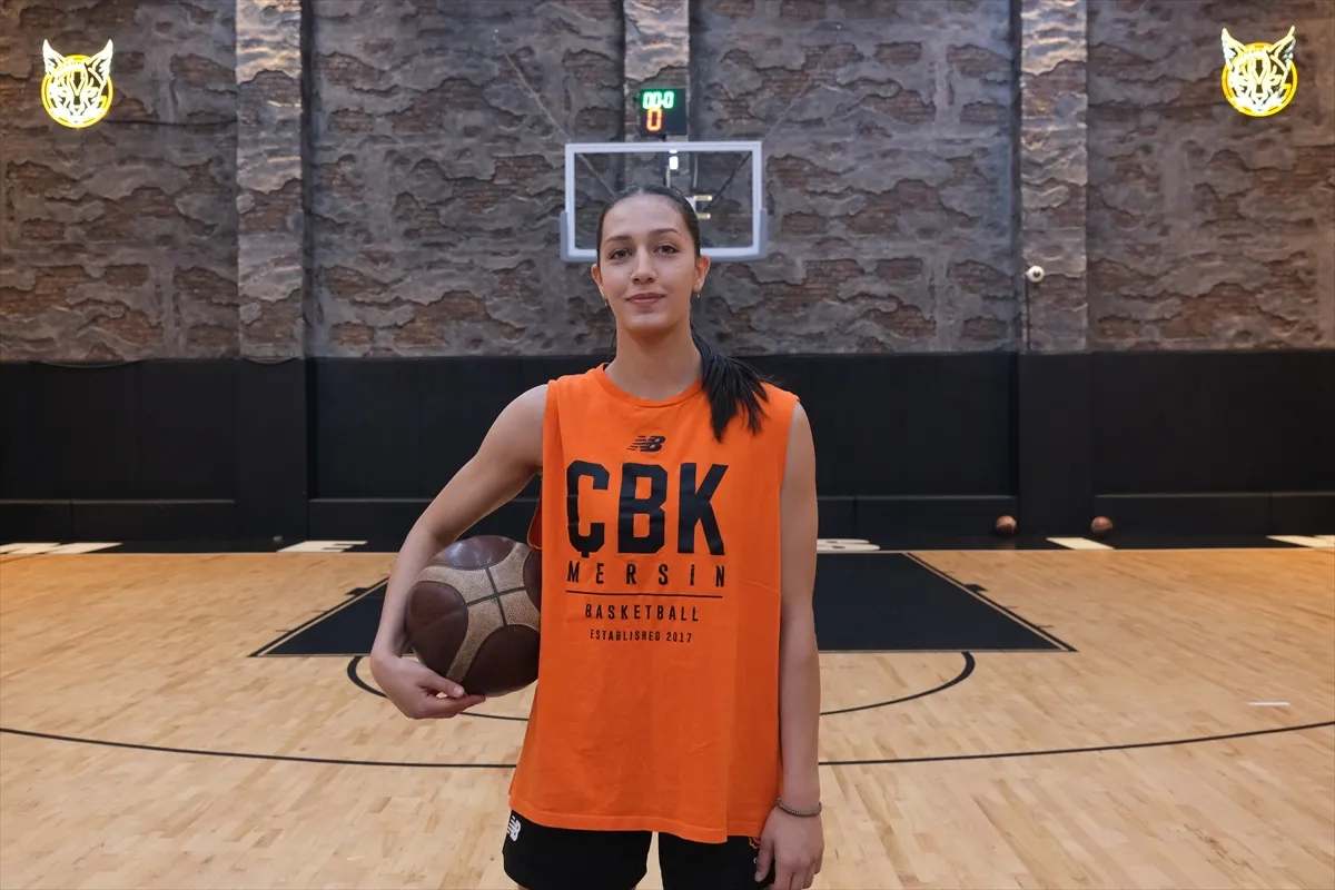 Milli asist rekortmeni Özek, Mersin ÇBK’da da forma mücadelesi veriyor