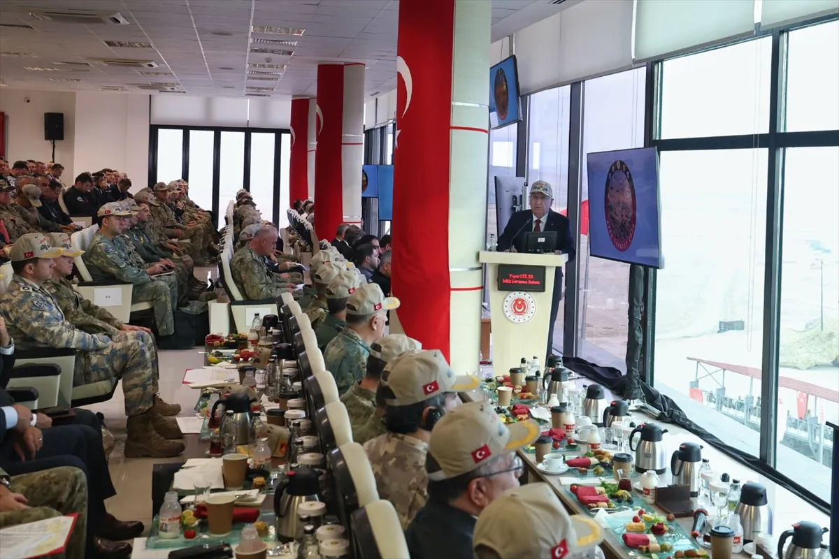 Milli Savunma Bakanı Güler, Ateş Serbest-2026 tatbikatında konuştu Milli Savunma Bakanı Güler, Ateş Serbest-2026 tatbikatında konuştu