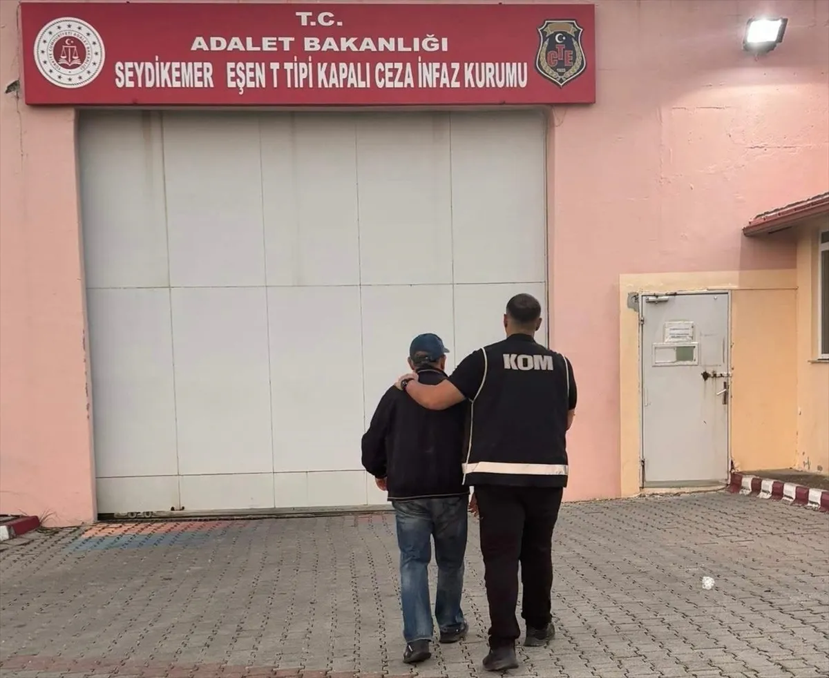 Muğla’da FETÖ’den hükümlü hükümlü yakalandı Muğla’da FETÖ’den hükümlü hükümlü yakalandı