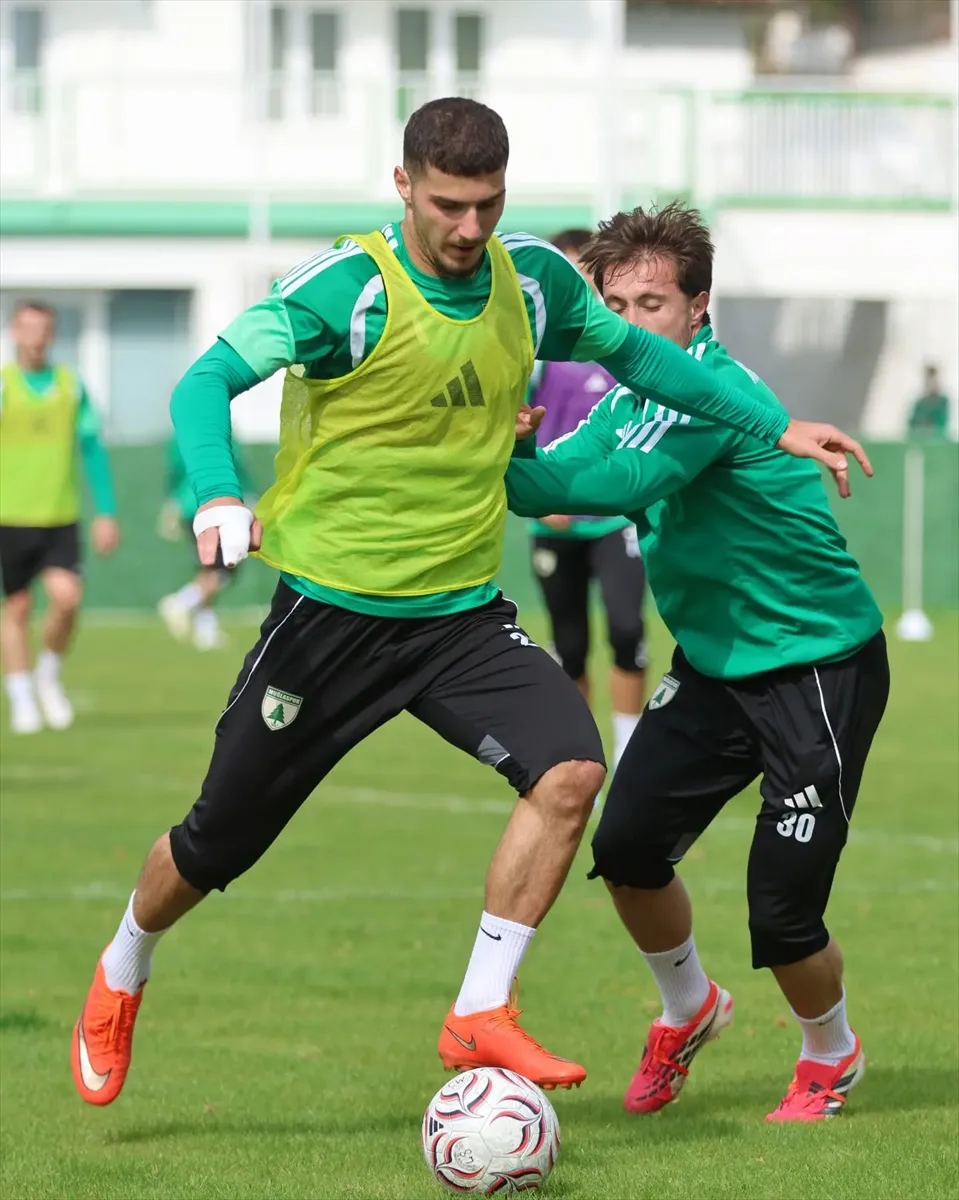 Muğlaspor, Manisa FK deplasmanına hazırlanıyor