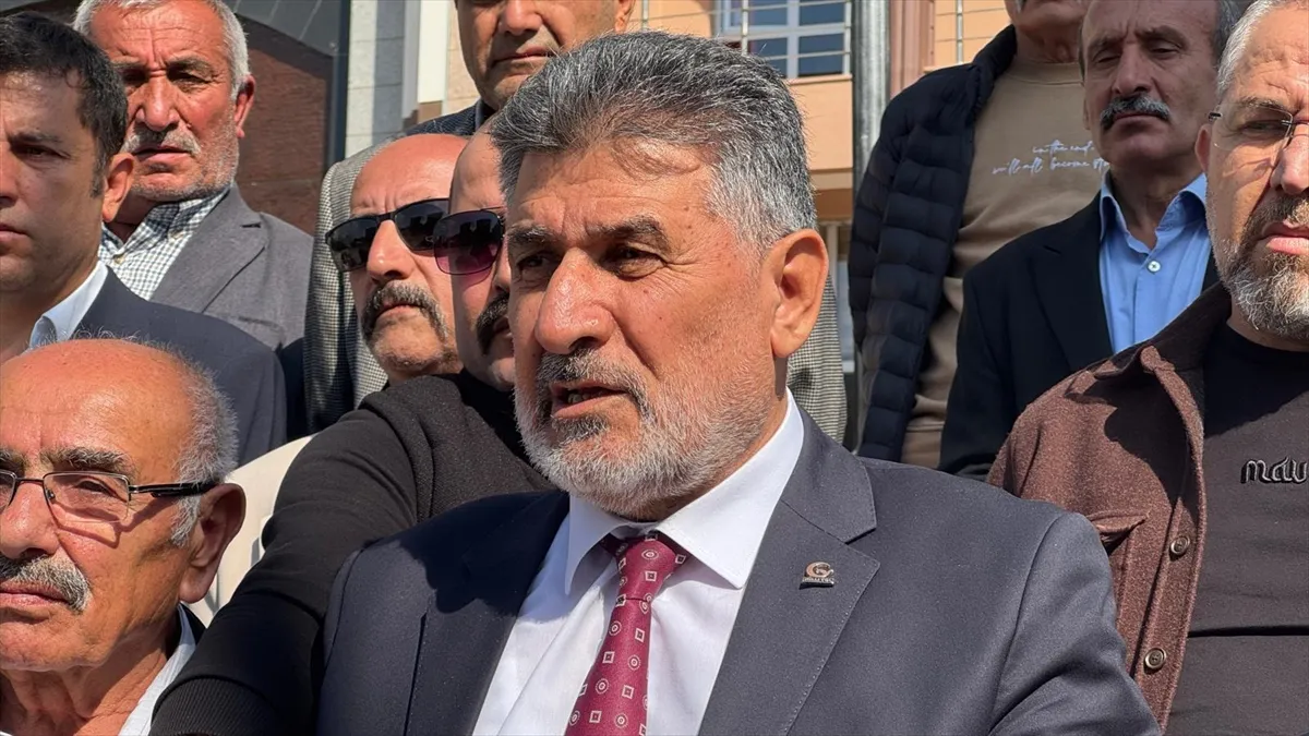 Muhsin Yazıcıoğlu’nun ölümüne ilişkin soruşturmalara FETÖ müdahalesi davasına devam edildi Muhsin Yazıcıoğlu’nun ölümüne ilişkin soruşturmalara FETÖ müdahalesi davasına devam edildi