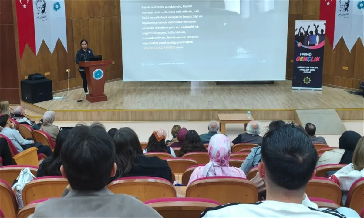 Niğde’de uyuşturucu kullanımını önlemeye yönelik bilgilendirme yapıldı