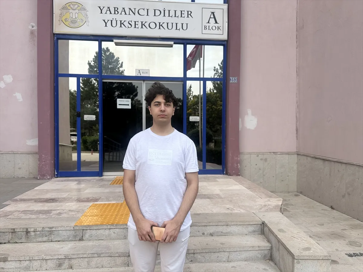 Otizmli üniversite öğrencisi kendisi gibi bireylere umut olacak çalışmalar yürütüyor Otizmli üniversite öğrencisi kendisi gibi bireylere umut olacak çalışmalar yürütüyor