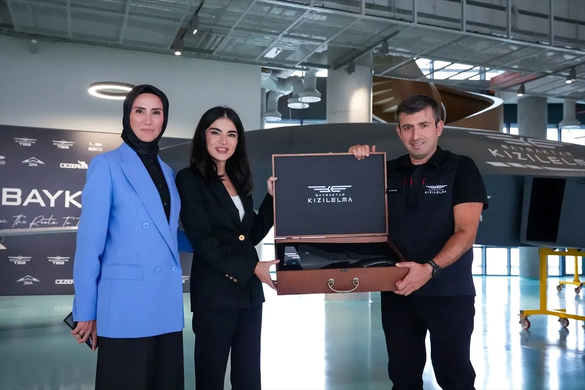 Özbekistan Cumhurbaşkanlığı İdaresi Başkanı Saida Mirziyoyeva Baykar’ı ziyaret etti