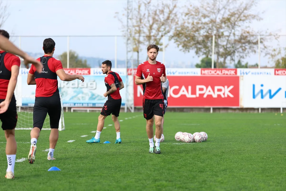 Samsunspor, Başakşehir maçı hazırlıklarına devam etti Samsunspor, Başakşehir maçı hazırlıklarına devam etti