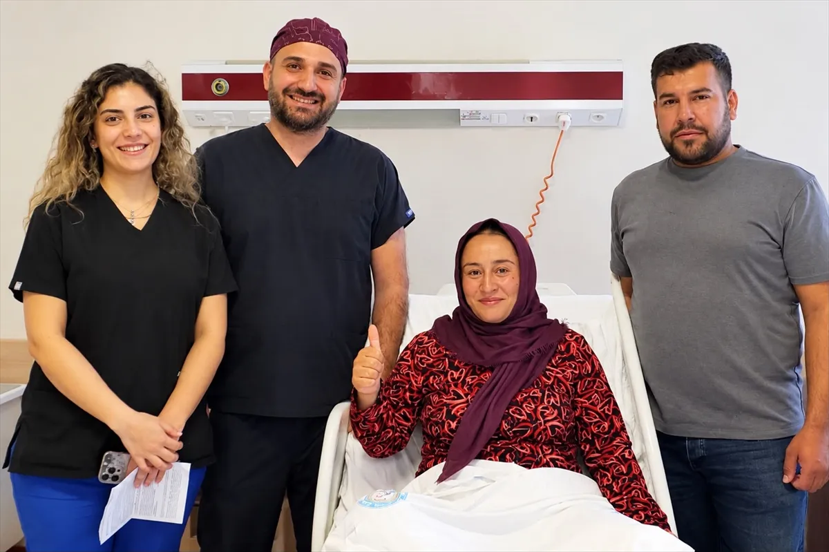 Şanlıurfa’da 12 yıldır ağrı çeken kadının karnından 12 santimetrelik kitle çıkarıldı