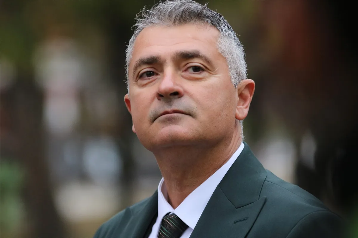 Sırbistan’daki erken genel seçimde parti temsilcileri oy kullandı Sırbistan’daki erken genel seçimde parti temsilcileri oy kullandı