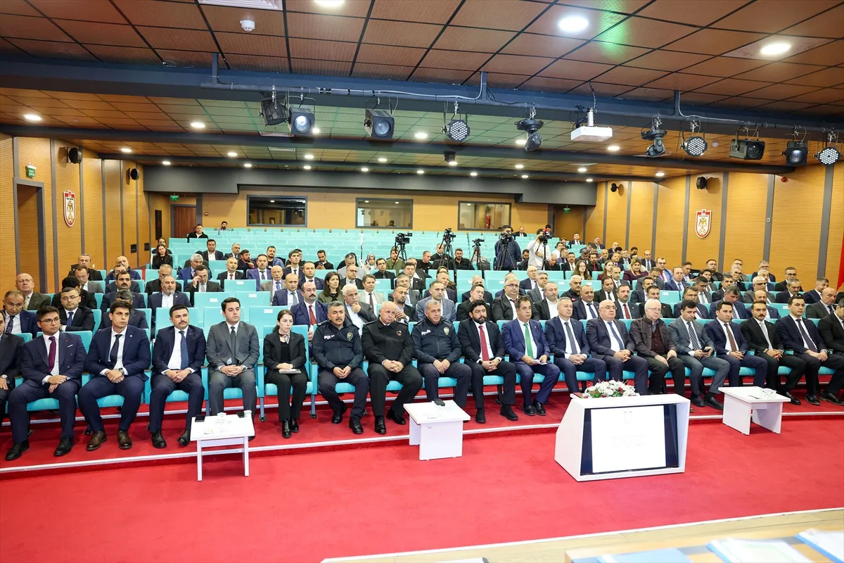 Sivas’ta İl Koordinasyon Kurulu yılın son toplantısını yaptı Sivas’ta İl Koordinasyon Kurulu yılın son toplantısını yaptı